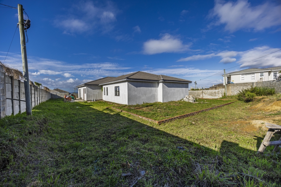 4 Bedroom Property for Sale in Gonubie Eastern Cape
